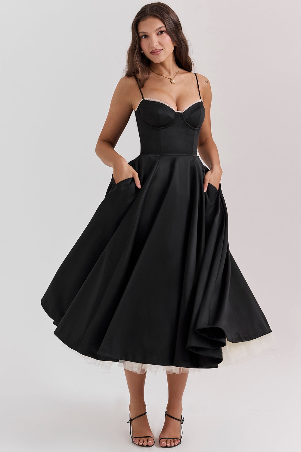 Vestido Midi Camila - Preto